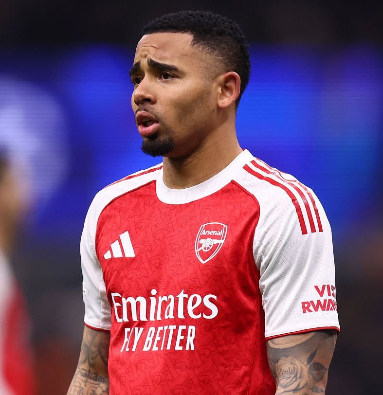 梅里诺谈热苏斯：“看到他回归真是太棒了。他的表现令人惊叹——在经历了重伤、长时间