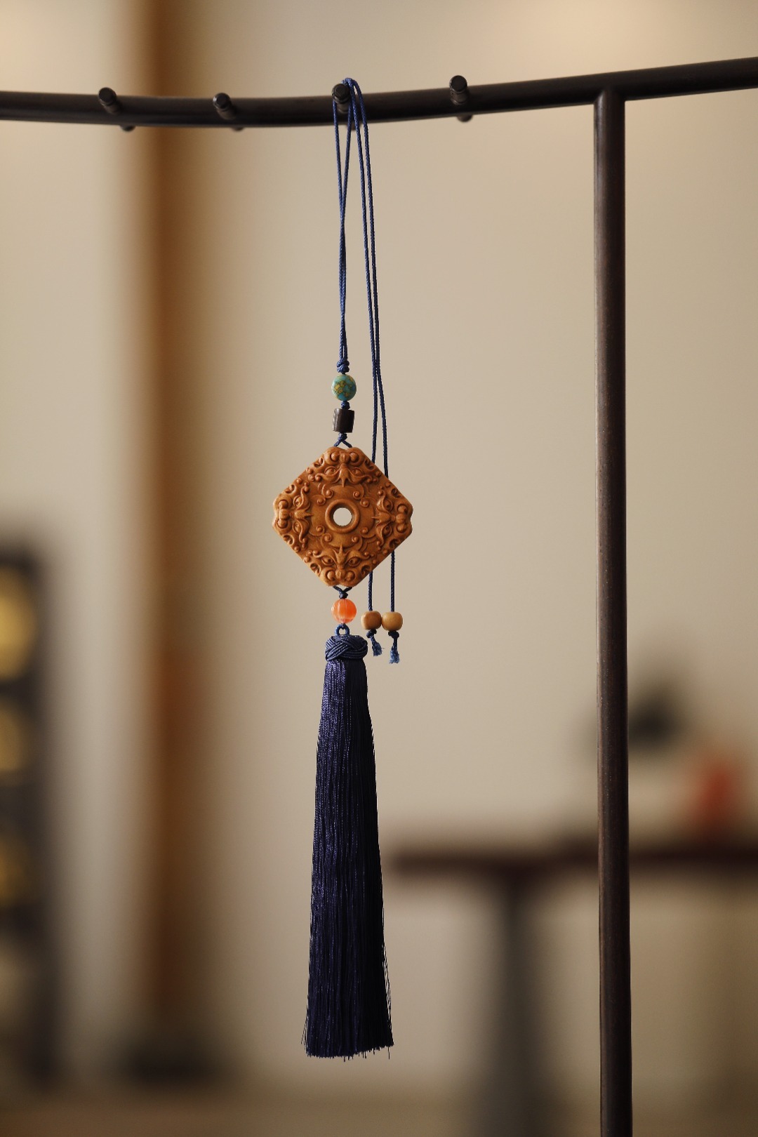 老山檀香 | 四方招财 挂件色泽典雅奶香味浓，素雅而不失精致，貔貅，招财神兽，寓