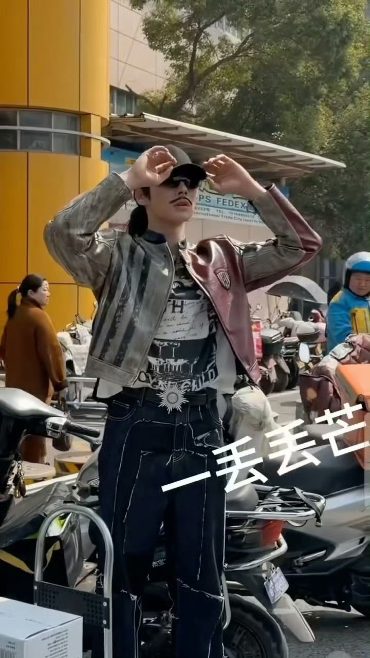 不是巧合，是所有人都心甘情愿陪她可可爱爱🥳全世界都在陪张予曦胡闹合伙人