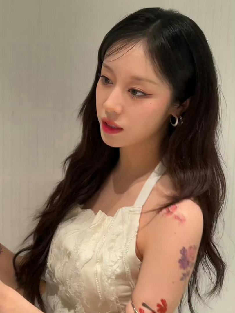 朴智妍要来上海见粉丝了 手机里的歌单循环到烂，课间和同桌争着说她最帅，二代完颜团