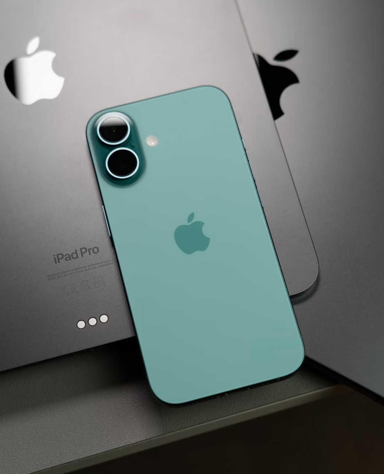 给朋友推iPhone 16他觉得现在补贴还不到位等一手3开头的iPhone 16