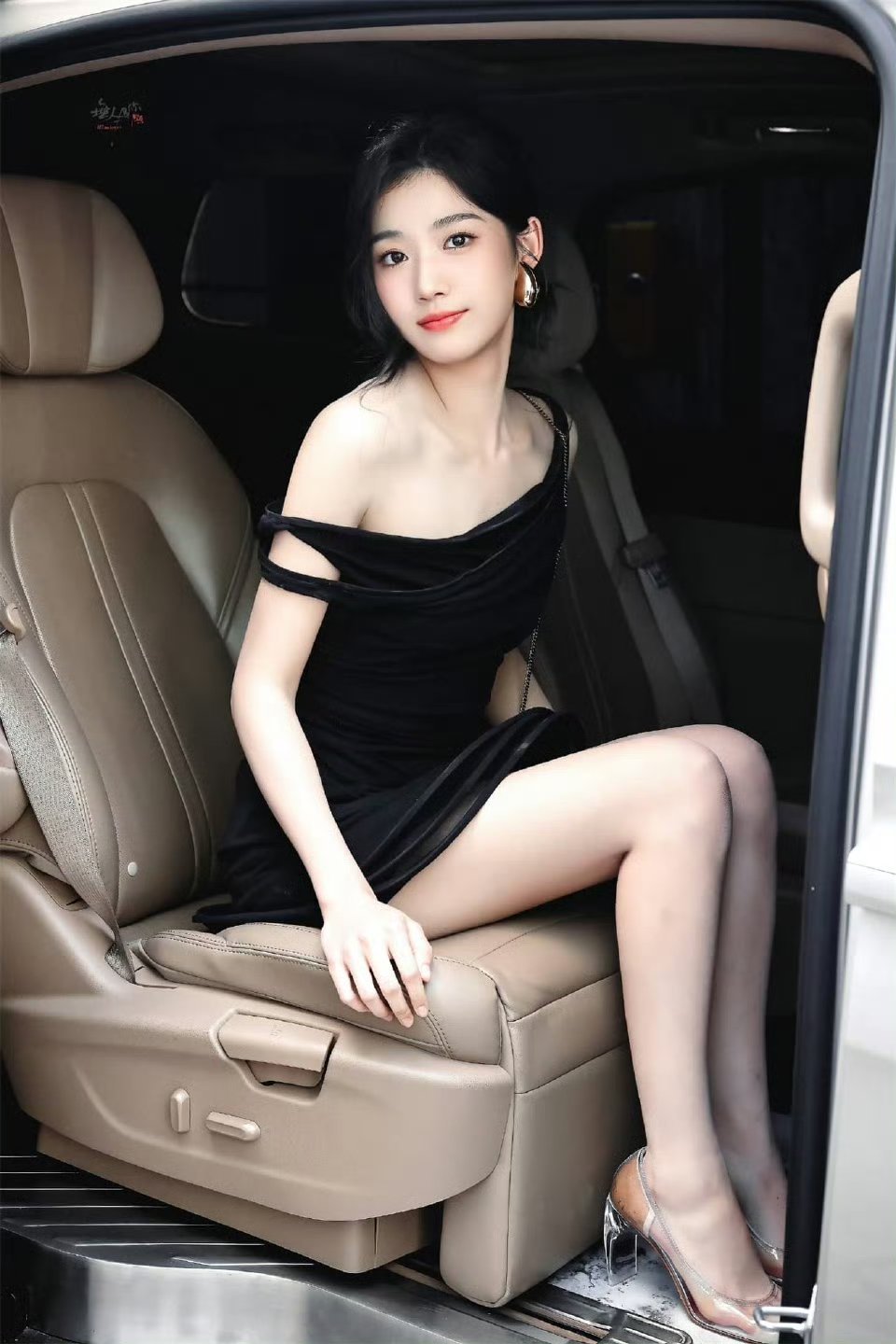 卢昱晓～～卢昱晓[超话]美女卢昱晓 ​​​