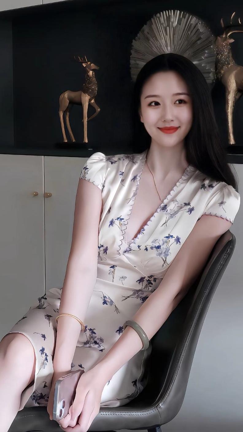 为什么说男女之间，共鸣才是绝杀！

外貌决定有没有机会对视，物质决定能一起走多远