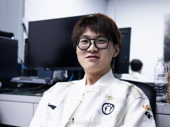 如何评价Meiko今天对阵BLG三把的表现0/19？on在wbg的时候，跟edg