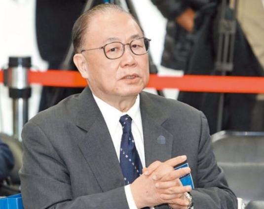 台军前司令员陈永康直言，大陆很难用武力统一台湾！去年解放军在台海搞的演习，那可不