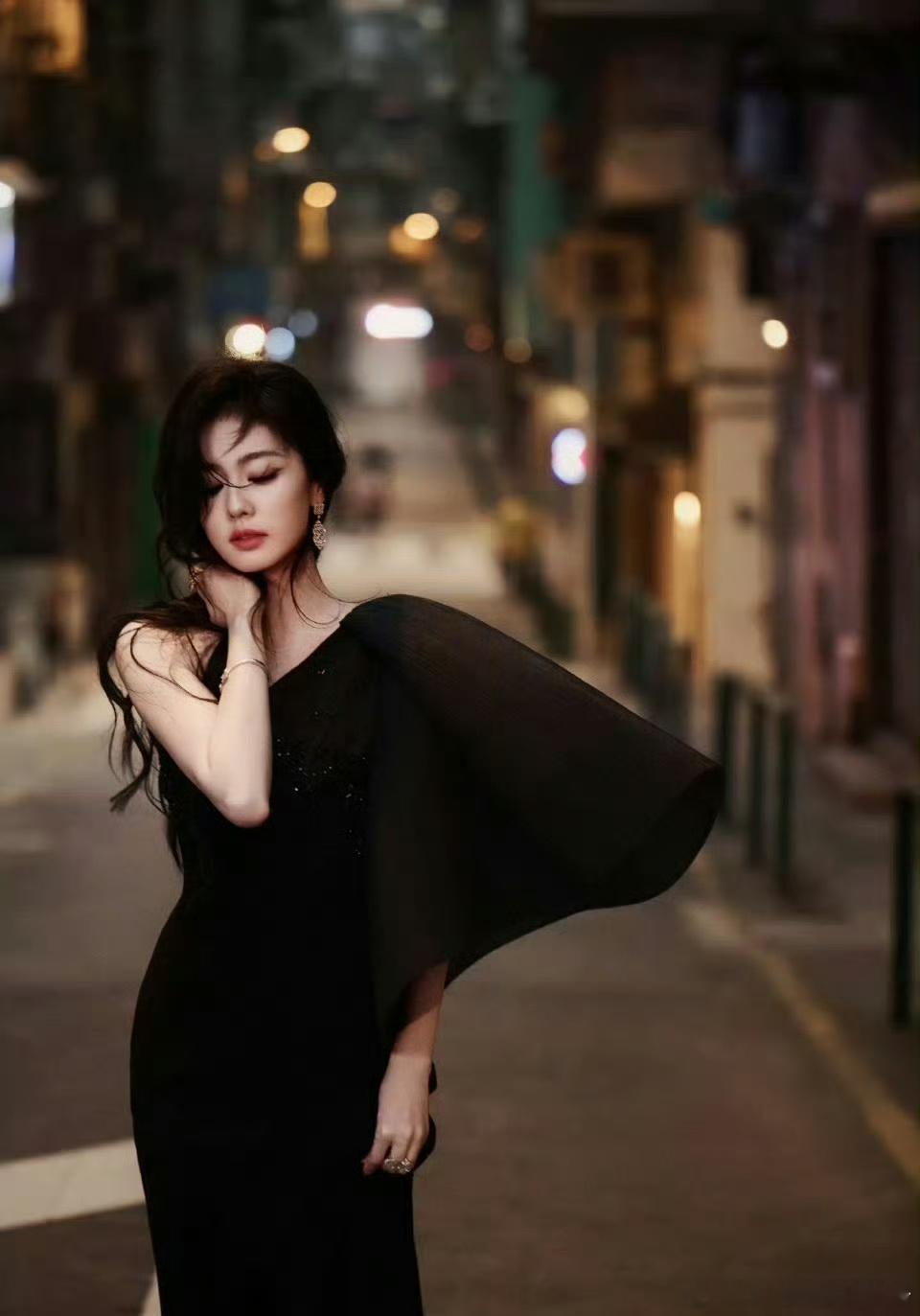 尖叫之夜出图尖叫之夜女明星出图！Pick谁？白鹿，刘雨昕，田曦薇，李一桐，徐若晗