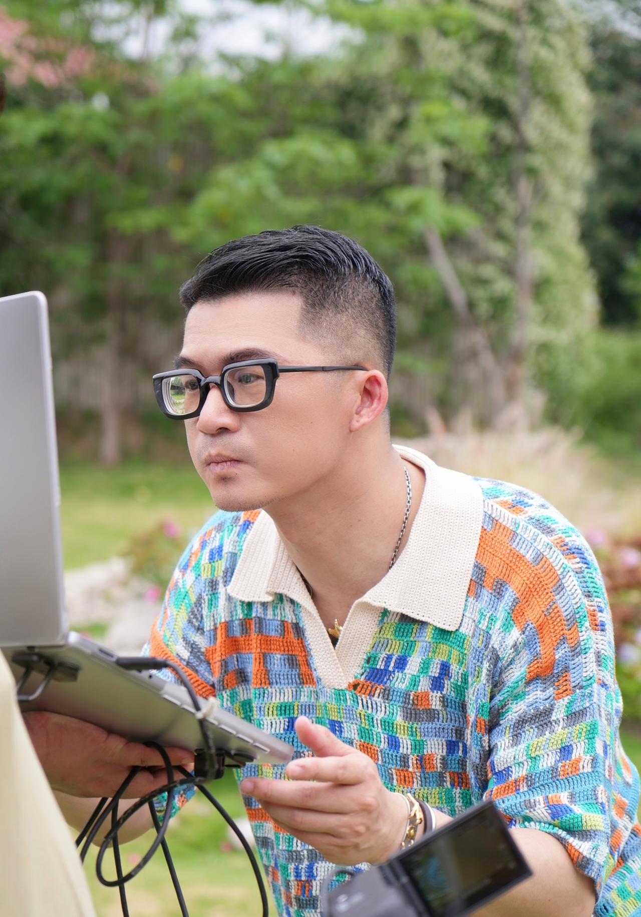 2025盛夏初秋新品拍摄，下午居然下起了吉时雨，吉时雨！本来一天拍完的事，明天还