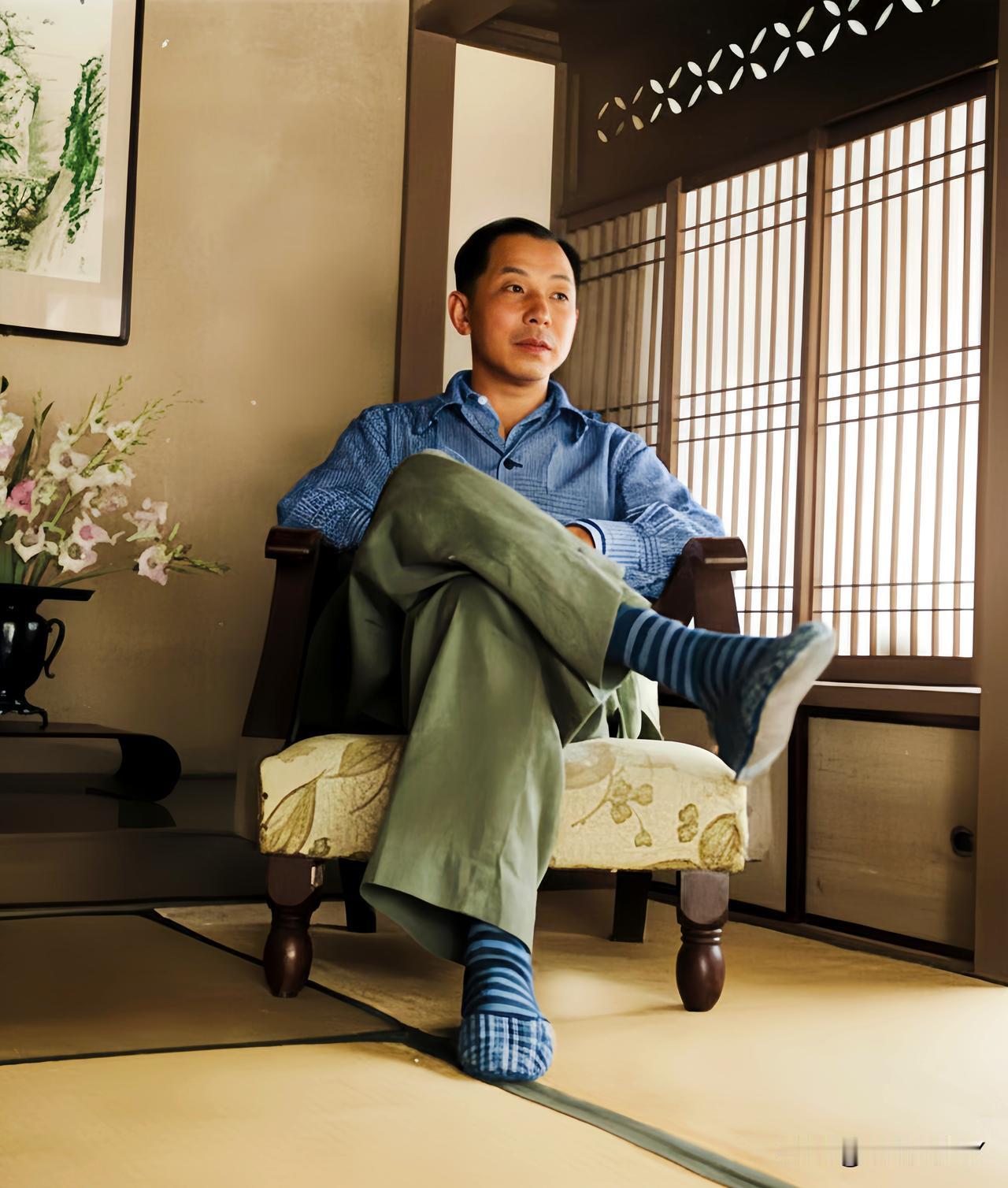 一九四六年，在台湾幽禁初期的张学良。大伙儿都好好的看看呗！这绝对不是电视剧里的演