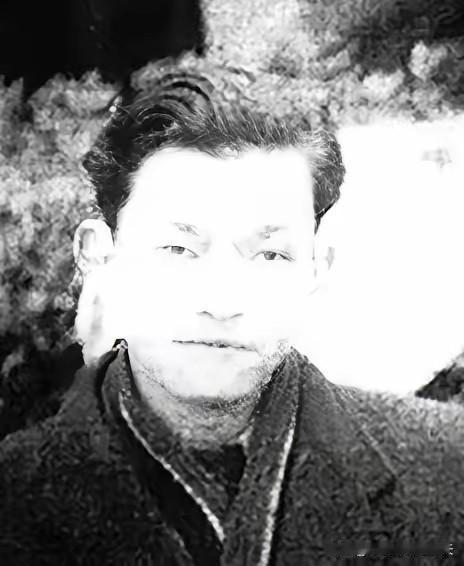 1949年11月29日，重庆白市驿机场旁，保密局特务头子毛人凤清点撤离名单，发现