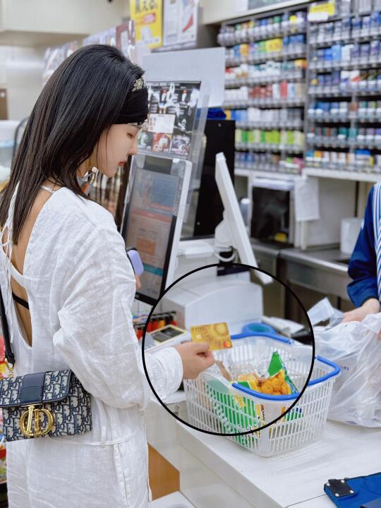 来Tokyo第一天，当然要用“它”逛逛吃吃买买～