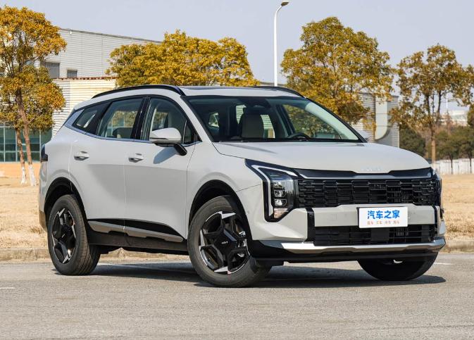 17.98万起标配8AT，2026款起亚狮铂拓界宝子们，2026款起亚狮铂拓界3