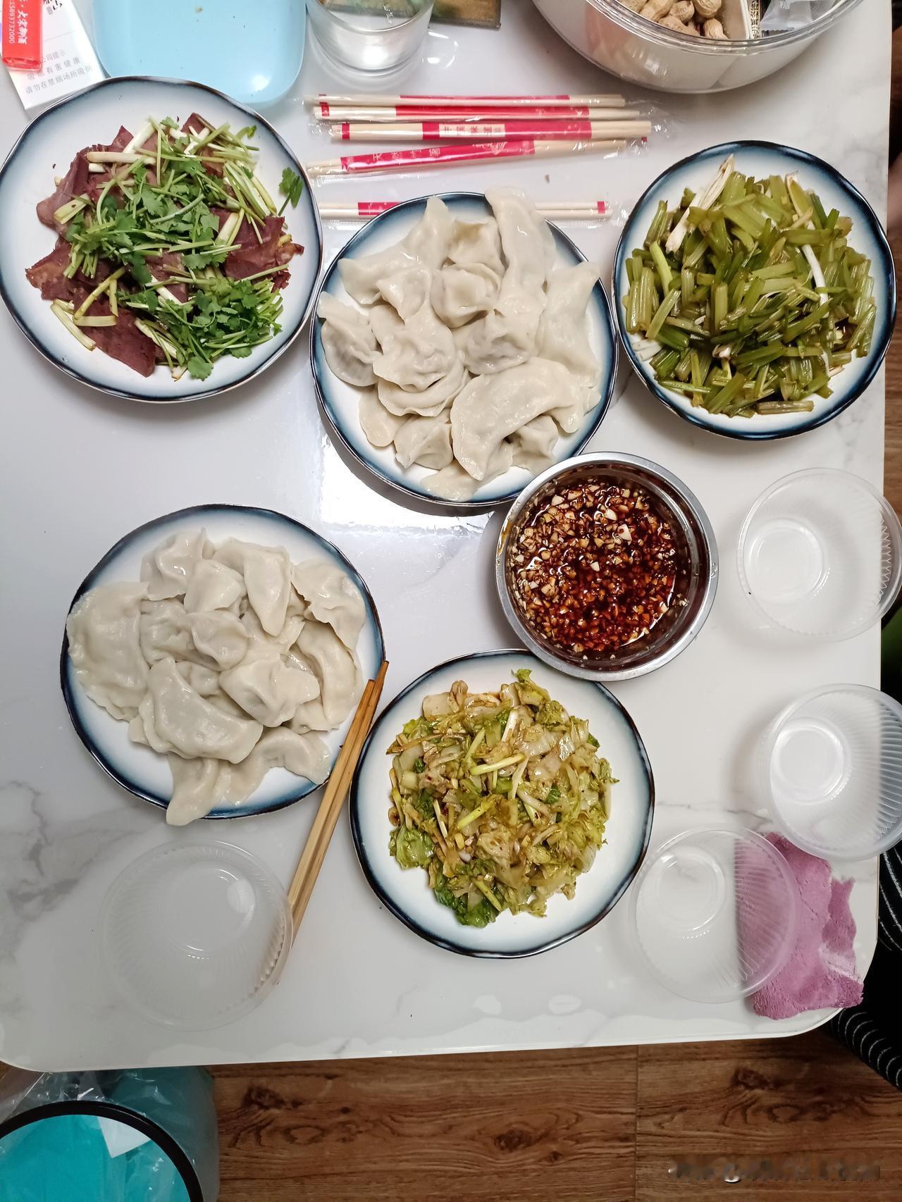 祝愿所有的粉丝朋友马年吉祥，马上发财。晒晒你今晚晚餐