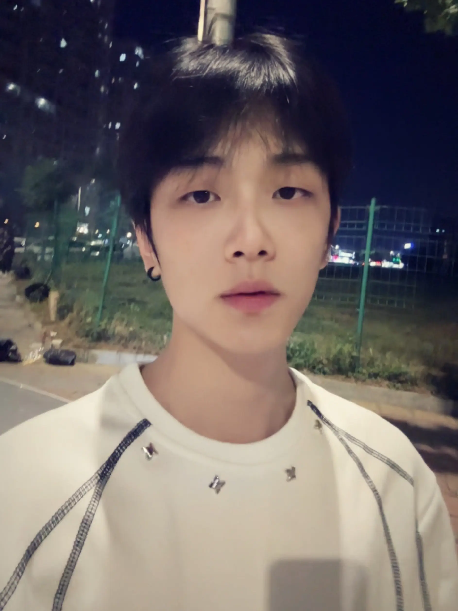 有点无解 我们之间