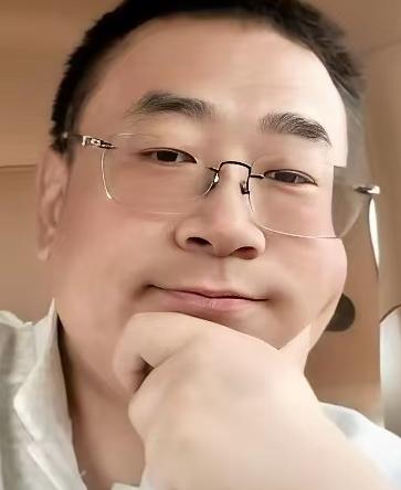 云昊直播时说的一番话
听着既觉得憋屈又让人心酸……

他们一家人直播带货，始终谨