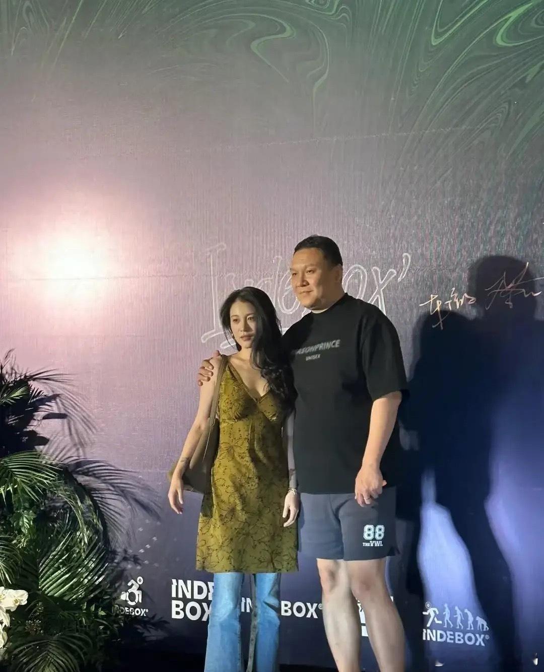 车澈曾想让李嘉格生三胎呢，希望她能再生一个女儿，这样将来即使两人走了，三个孩子还