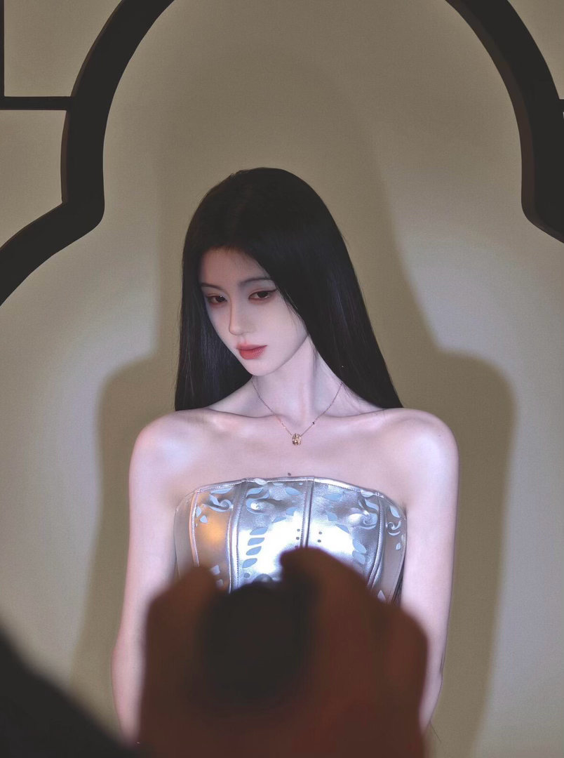 被鞠婧祎这张图惊艳到了 