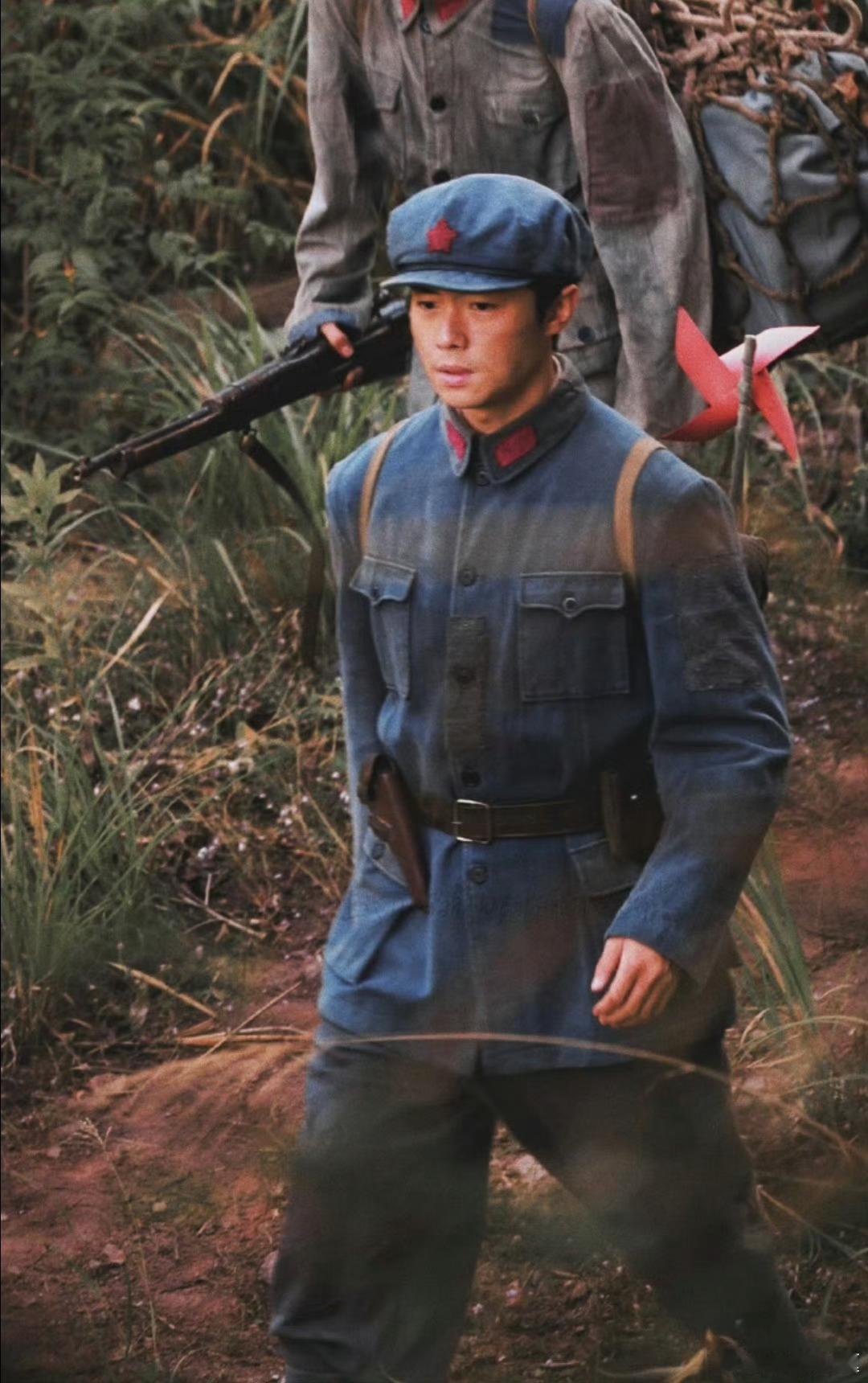 翟子路，王晓慧主演《红色密码》路透，这部剧挺写实的 ​​​