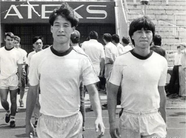 1991赛季，柳海光帮助上海队夺得甲级联赛亚军和足协杯冠军，职业生涯再添荣誉。就