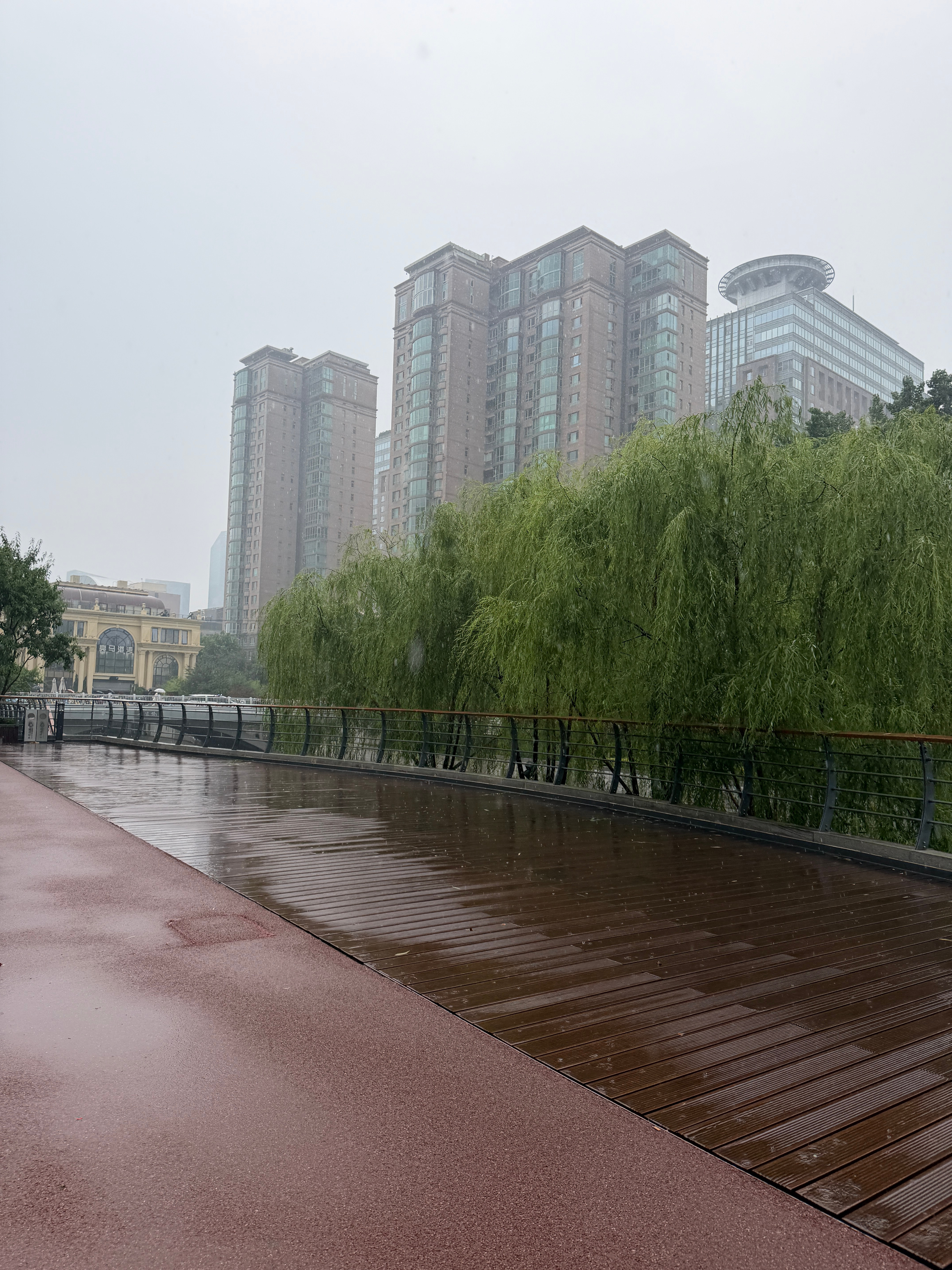 下雨天☔️生活手记 北京·亮马桥