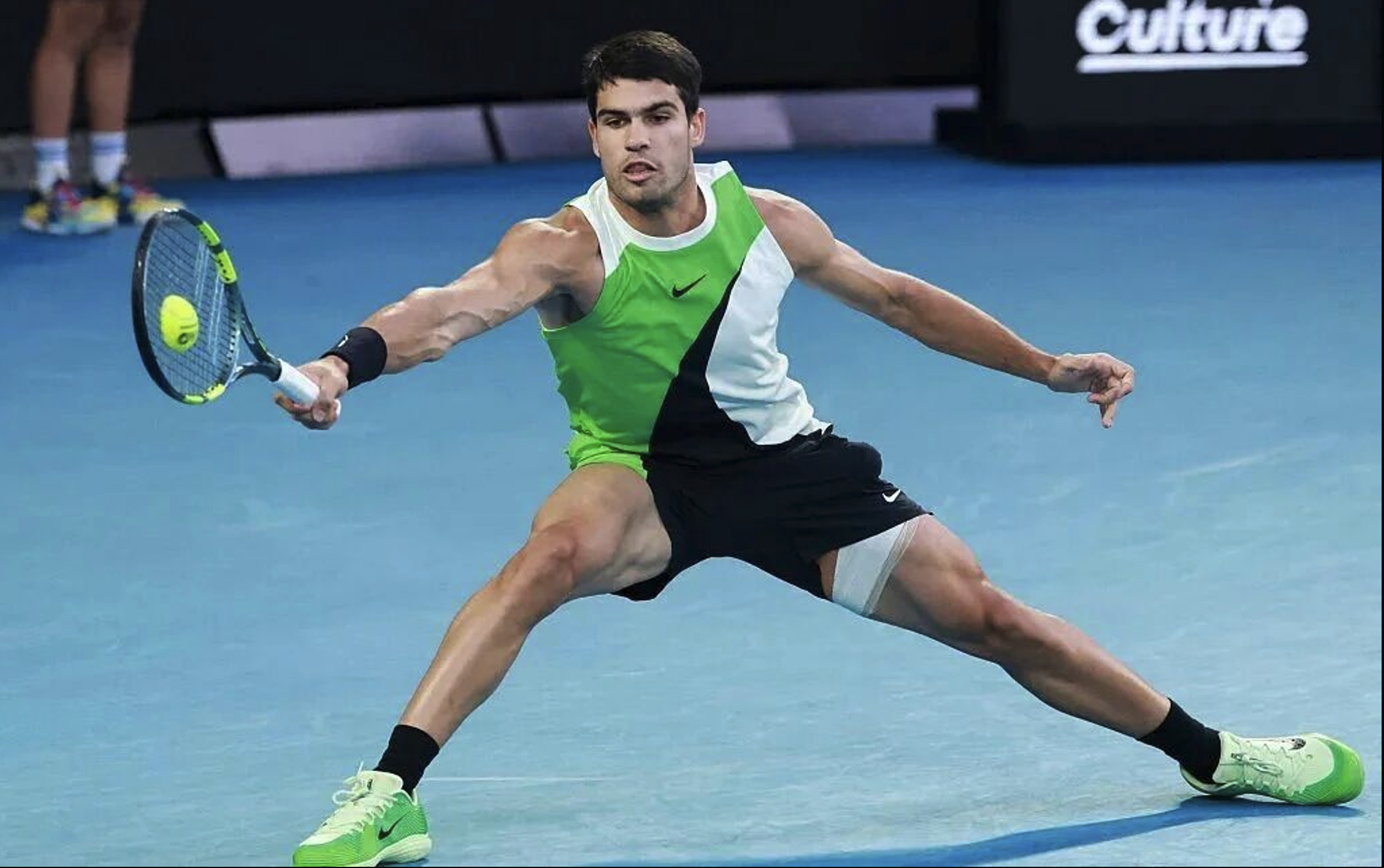 #阿尔卡拉斯澳网夺冠之路# 第一轮，阿尔卡拉斯3-0沃尔顿(6-3/7-6(2)