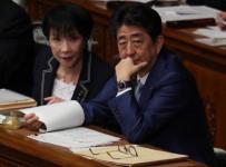 真有意思！日本政坛，刚上任的自民党总裁高市早苗公开谈台湾，劝中国“对话解决”，反