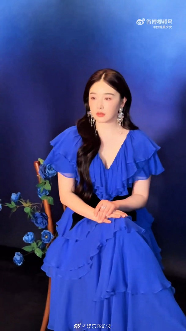 章小蕙让阚清子放下过去乘风初舞台直播乘风2026真的破防了，女生最懂女生的委屈，