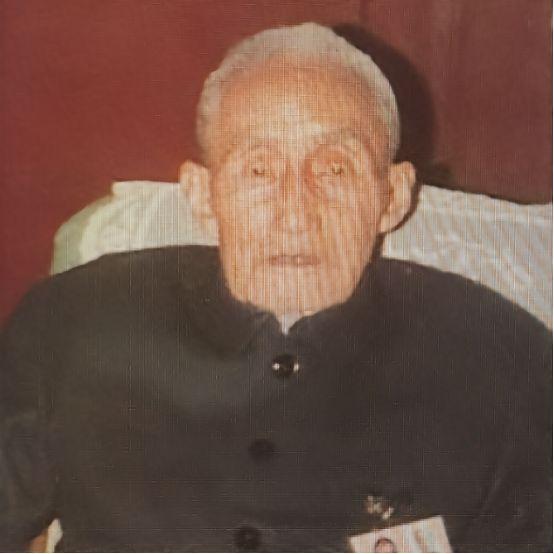 1949年，原79军军长被俘虏后想要自尽，想到自己20岁的漂亮老婆，一脸麻子，身