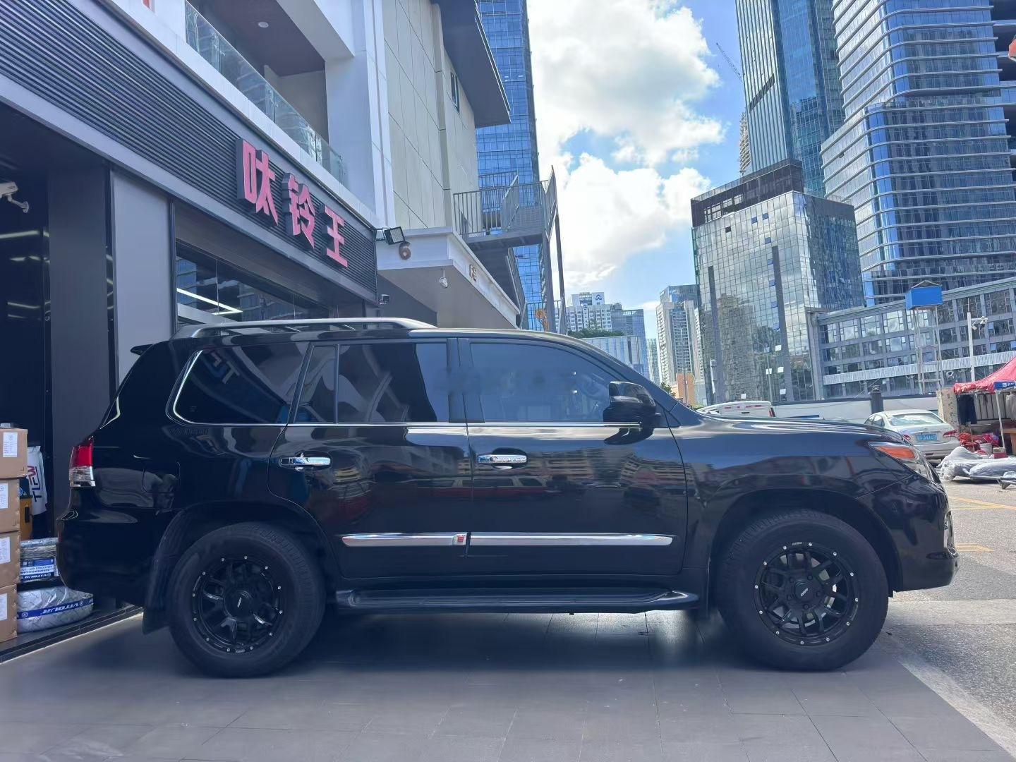 给凌志LX570 安排套新鞋~TLFW FORGED 18寸落单！感谢支持🙏车