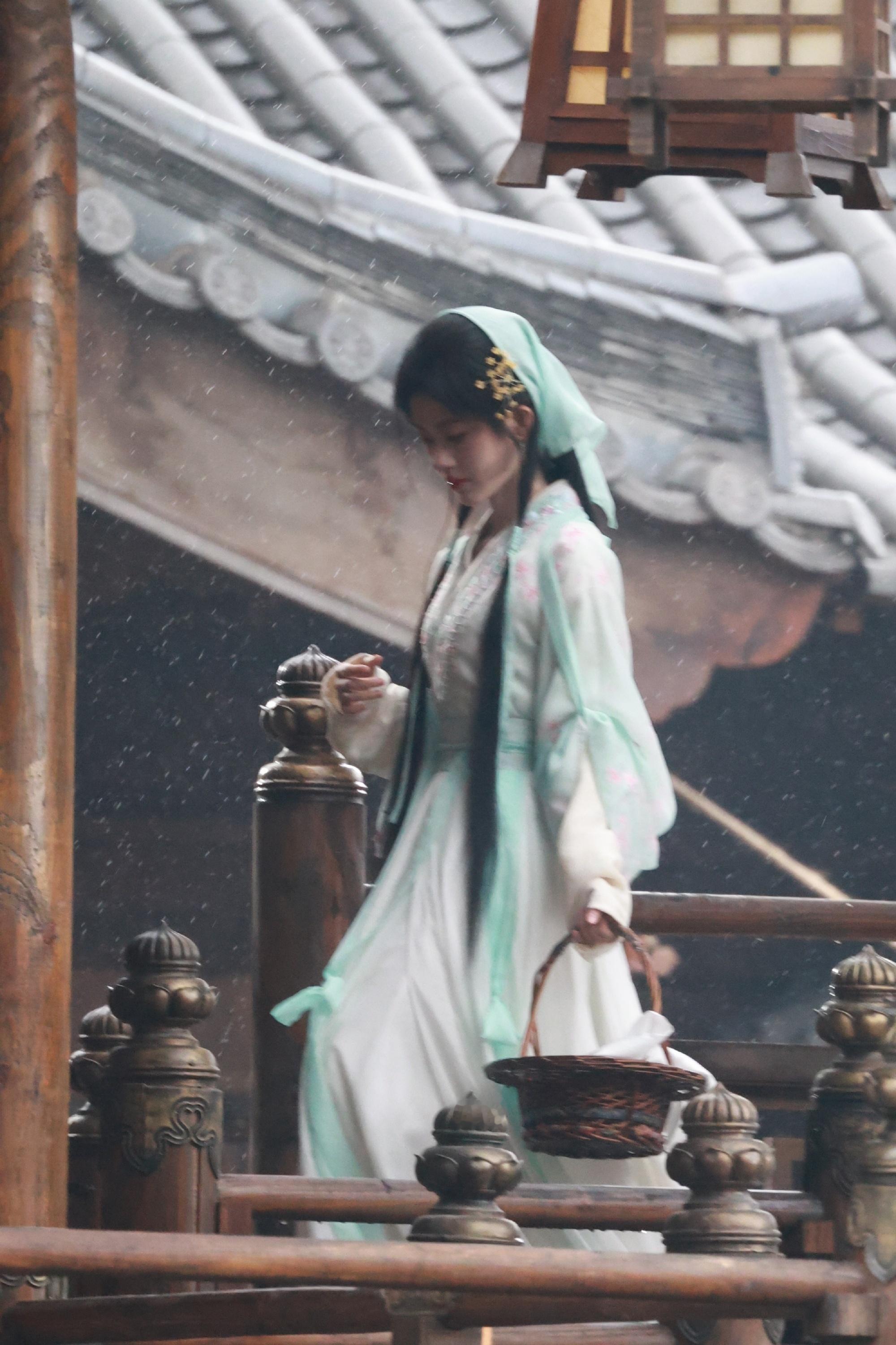 jjy鞠婧祎来战jjy鞠婧祎阿黛“没有人可以规定风的形状 没有人可以规定你怎样发