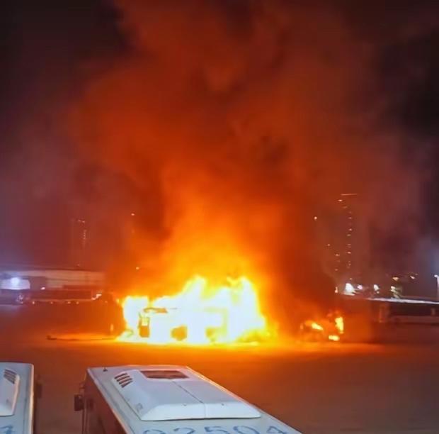 出大事了！"轰隆"一声巨响！印军遭到重大损失

清晨的阿萨姆，跑道方向先是一声炸