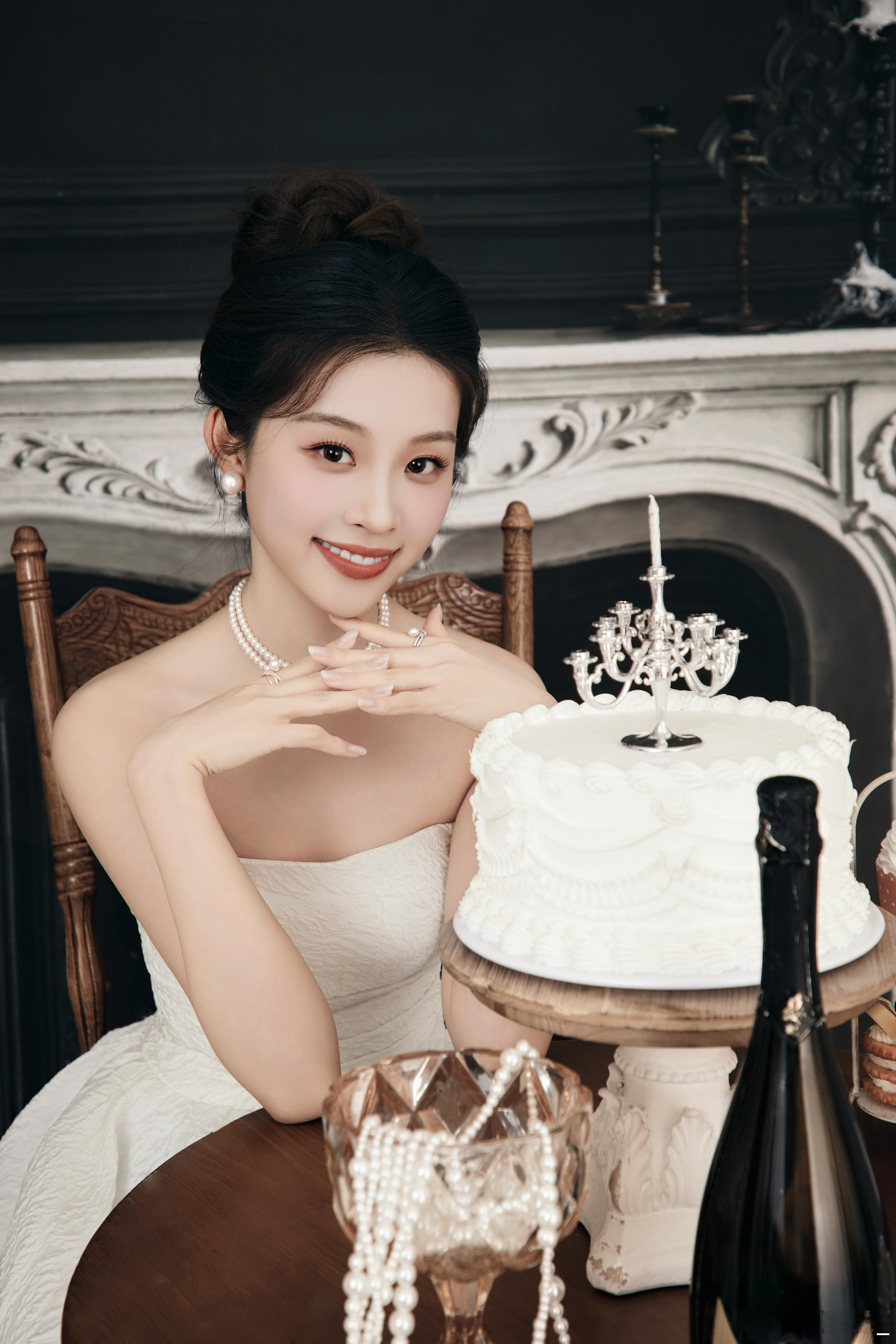 每一岁 ‮珍都‬贵🥂愿‮成望‬真 ‮乐快‬万岁🥳🤍✨ 