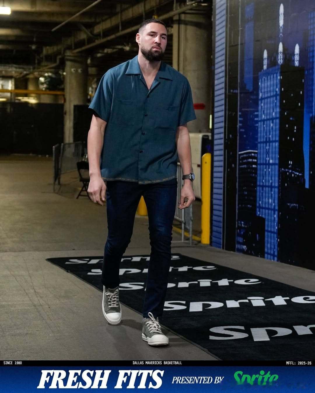 常规赛第5️⃣2️⃣场 独行侠主场对阵马刺你汤的球员通道以平和的心态看你汤在独行