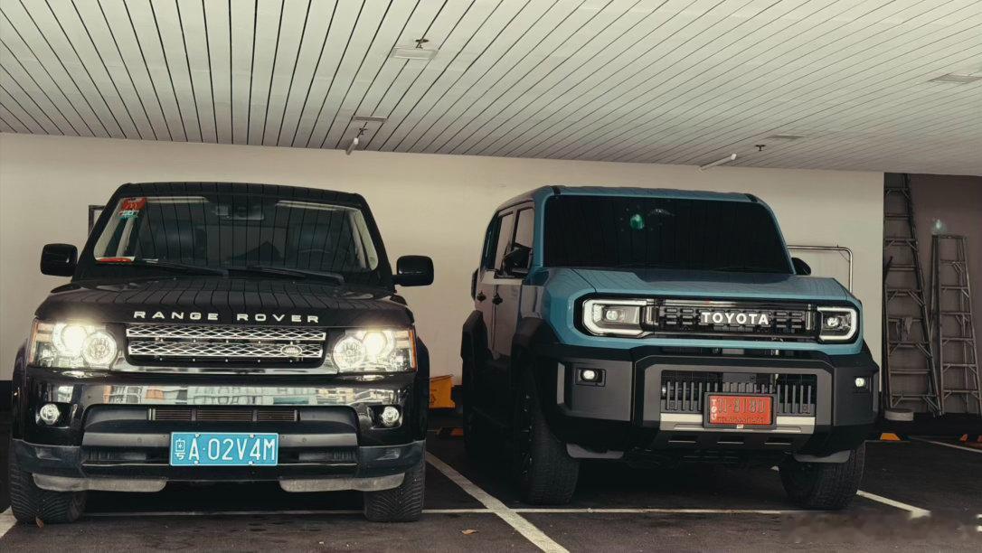 间隔应该有15年，但这两辆燃油越野车我是没觉得差好远🚙 ​​​