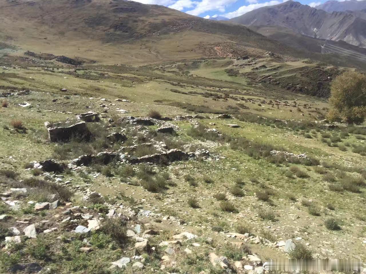 ༄༅། །དེ་རིང་གི་ཉིན་མོ་དང་མི་ལོ་བཅུ་ཡི་སྔ