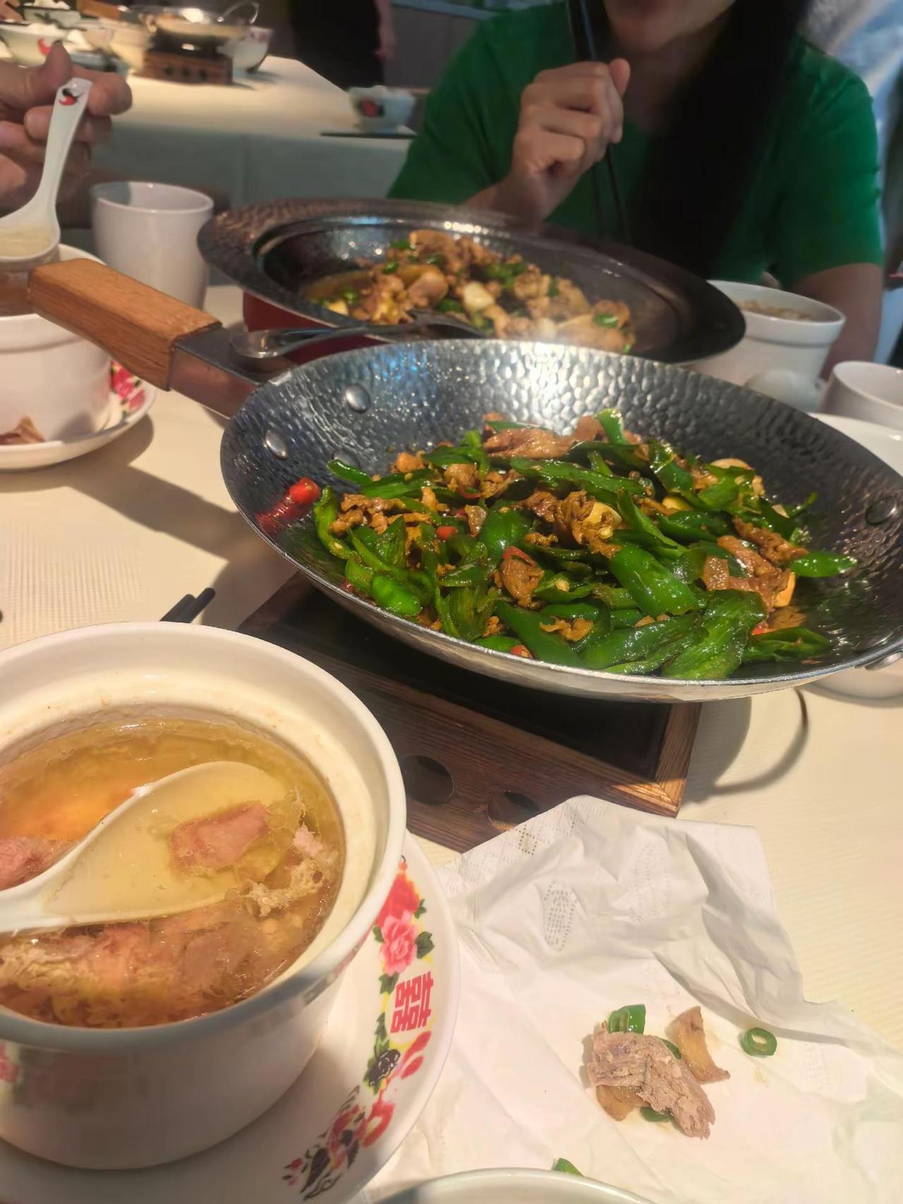 七夕到底是个什么节？陪客户吃完午饭，已经在考虑晚饭吃什么了，难道七夕不是美食节吗