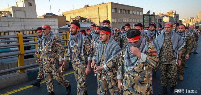 都说伊朗哈梅内伊一死，伊朗政权就危在旦夕了。而只要伊朗导弹还在有序的发射、无人机