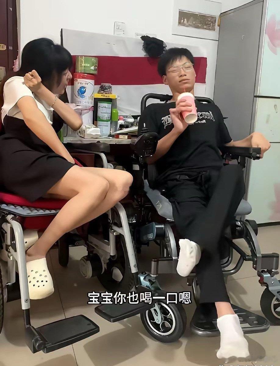 这个恋爱是非谈不可吗？？？听说俩人已经生孩子了 