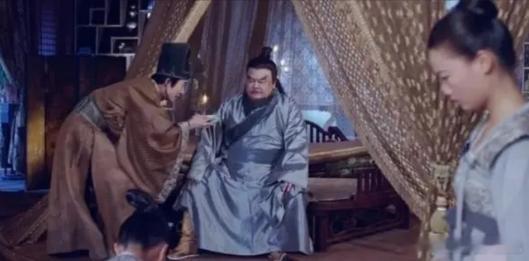 公元 757 年，安禄山在酣睡中，被阉人李猪儿持刀捅入腹部。他本欲起身反抗，奈何