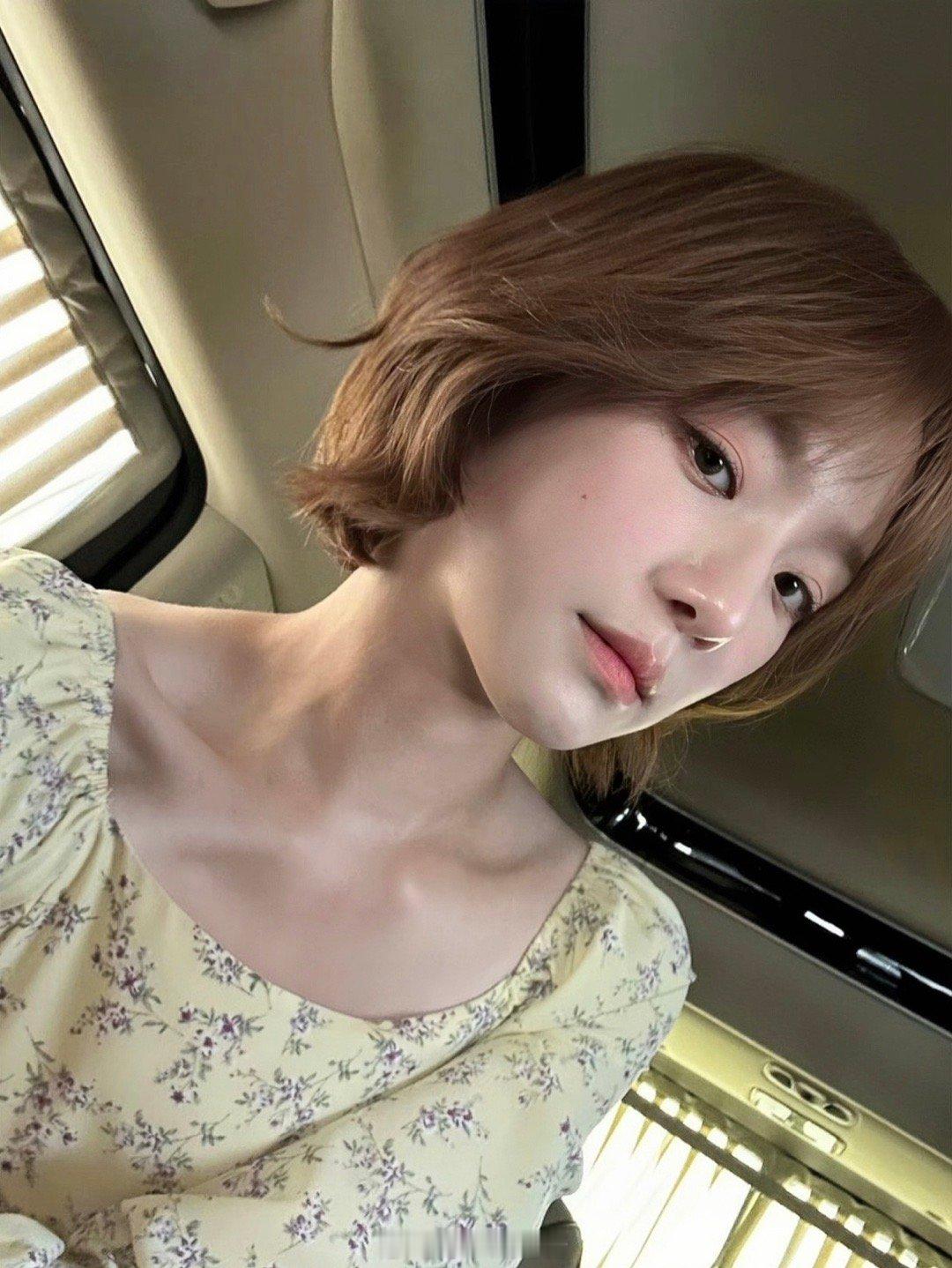 当姐姐的梦女和呼吸一样简单/朴珪瑛 ​​​