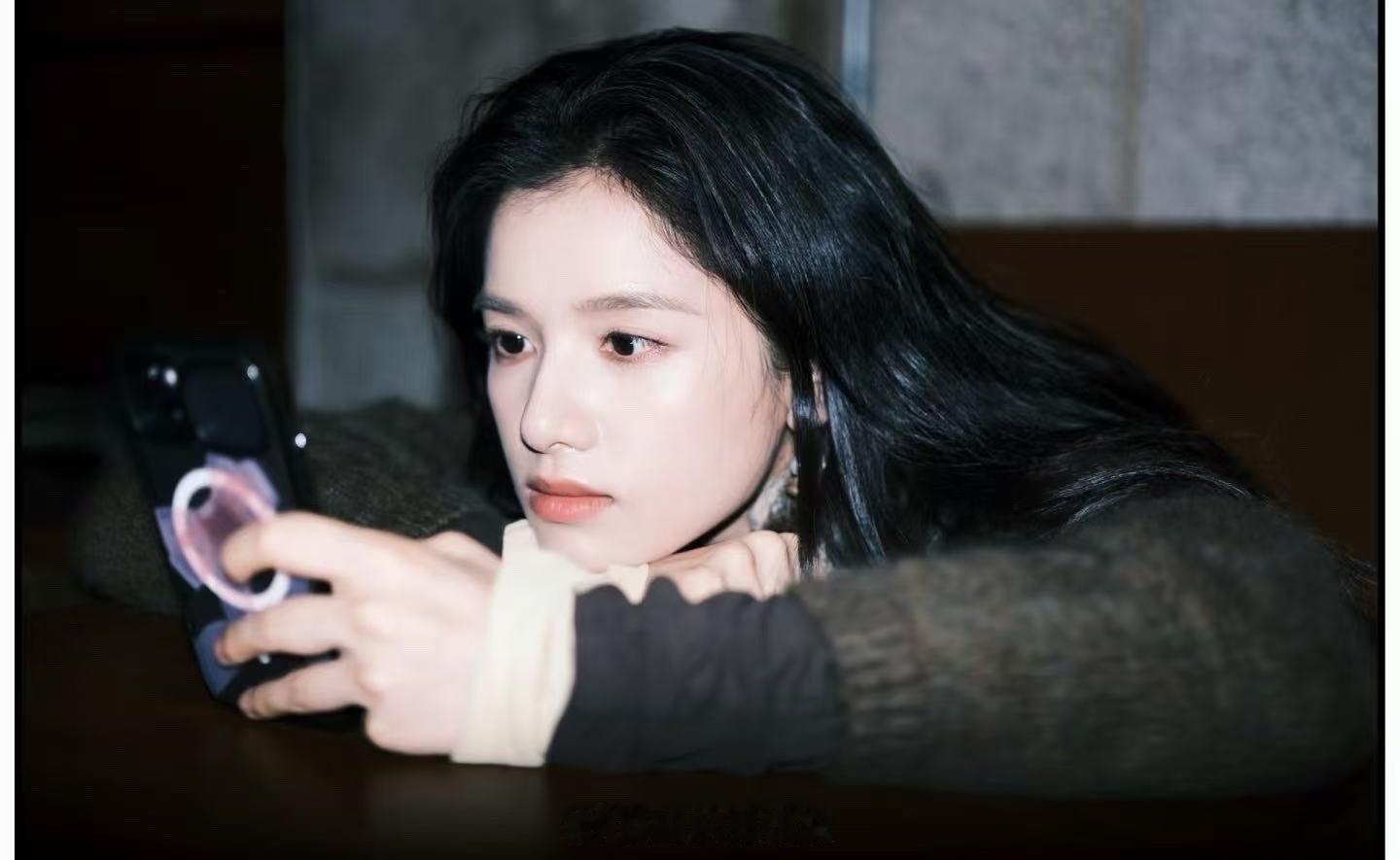李现我拍的张婧仪李现：我拍的张婧仪！李现祝张婧仪生日快乐