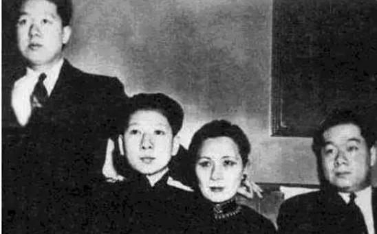 “你敢拦我？”1931年，12岁的孔令伟驾车在街上横冲直撞，被交警拦下。孔令伟冷