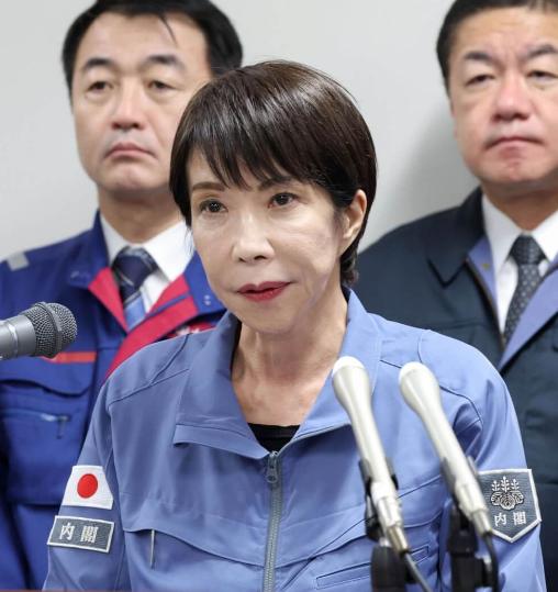 太反常了！那个对华最硬的日本首相，突然用三语向中国低头道歉，背后藏着大算计！
 