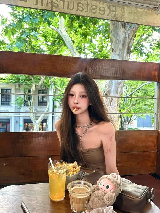 chips day🤎·•✧˚｡*🍟･☕️