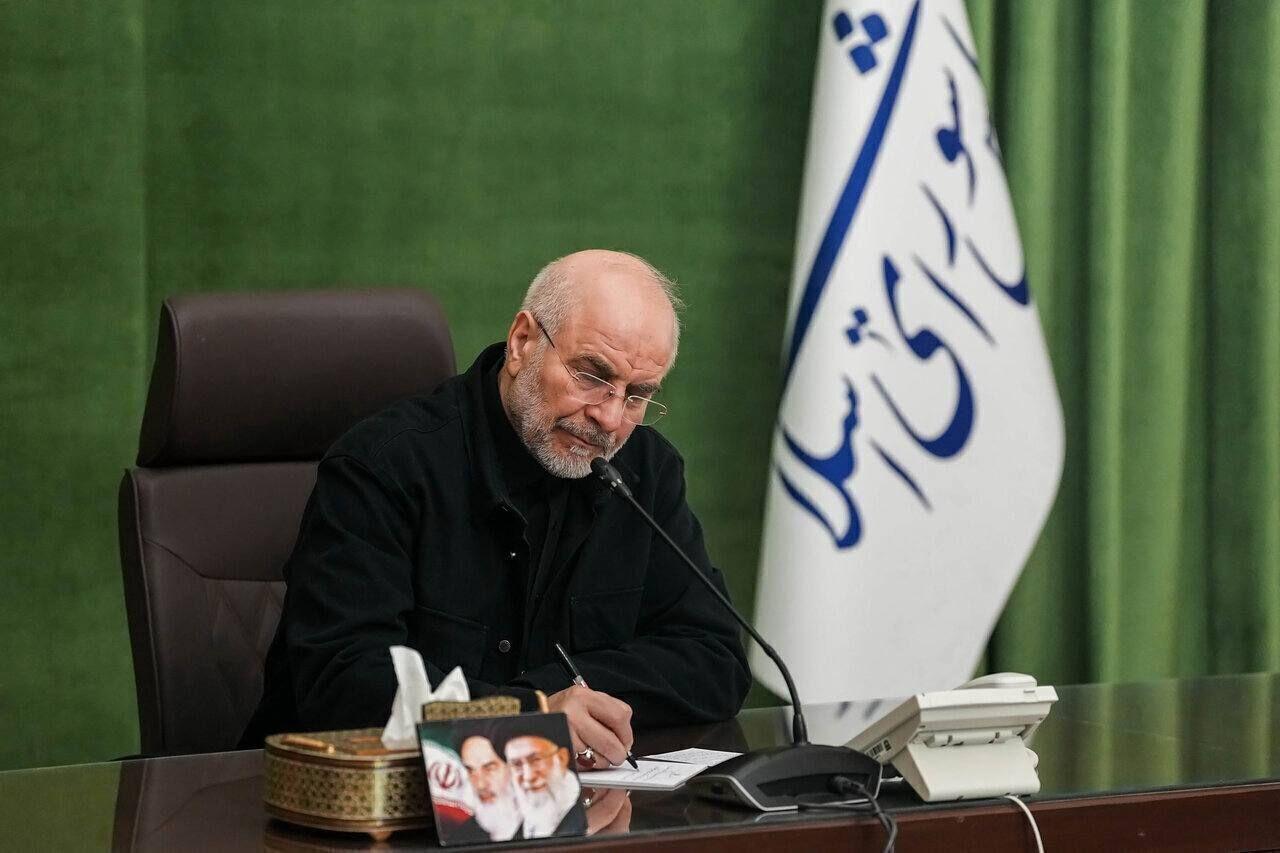 以色列媒体称伊朗议长已放弃领导和美国的谈判。
伊朗议会议长加利巴夫本来负责跟美国