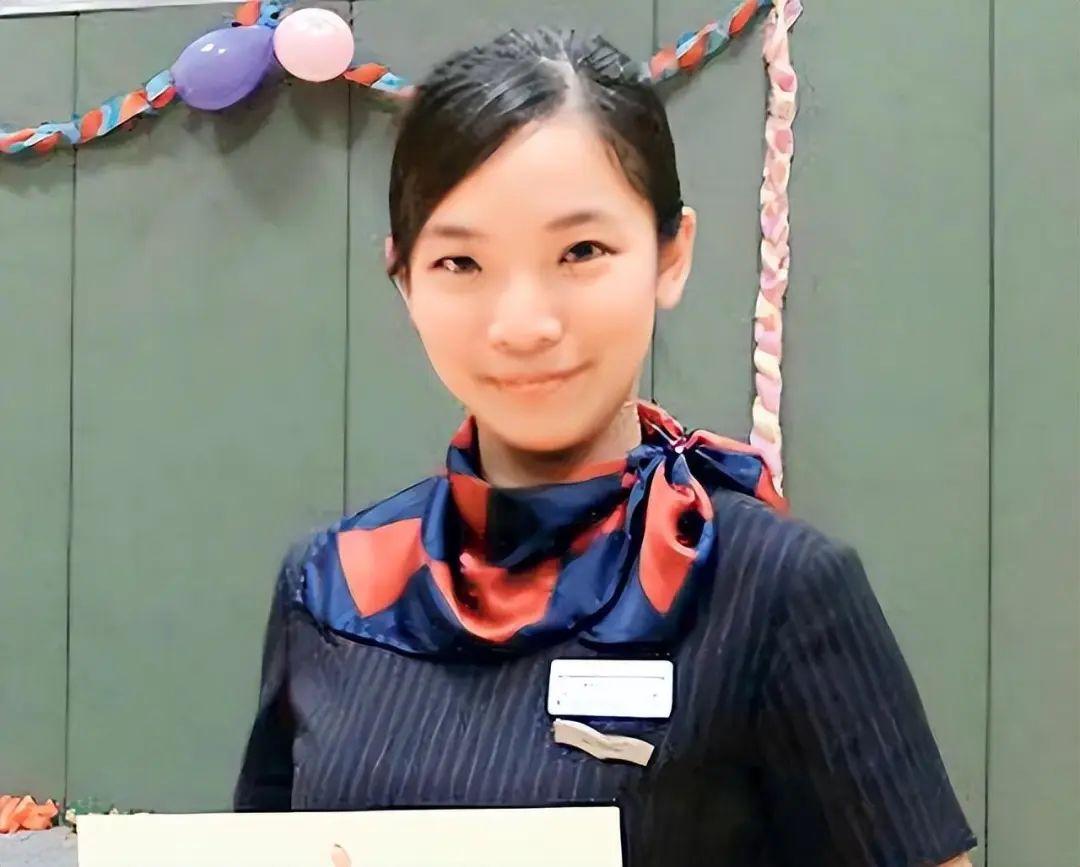 北京小伙娶79岁美国富婆，获百亿遗产后娶小40岁女学生，后来怎样
1978年夏天