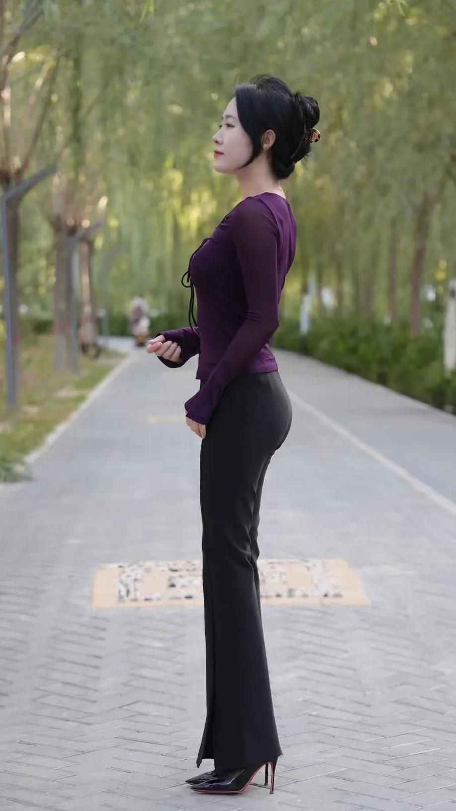 
千万不要相信这个世界上有免费的午餐，之所以免费是因为你还没看到将要付出的代价。