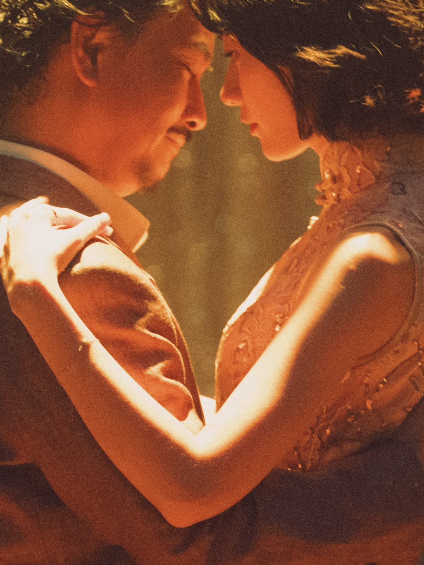 廖子妤新发了一组Mimi和姚生的图夜王