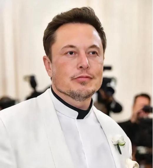 世界首富马斯克语出惊人！他直言：“外界一直低估中国！他们不是在崛起，而是在回到本