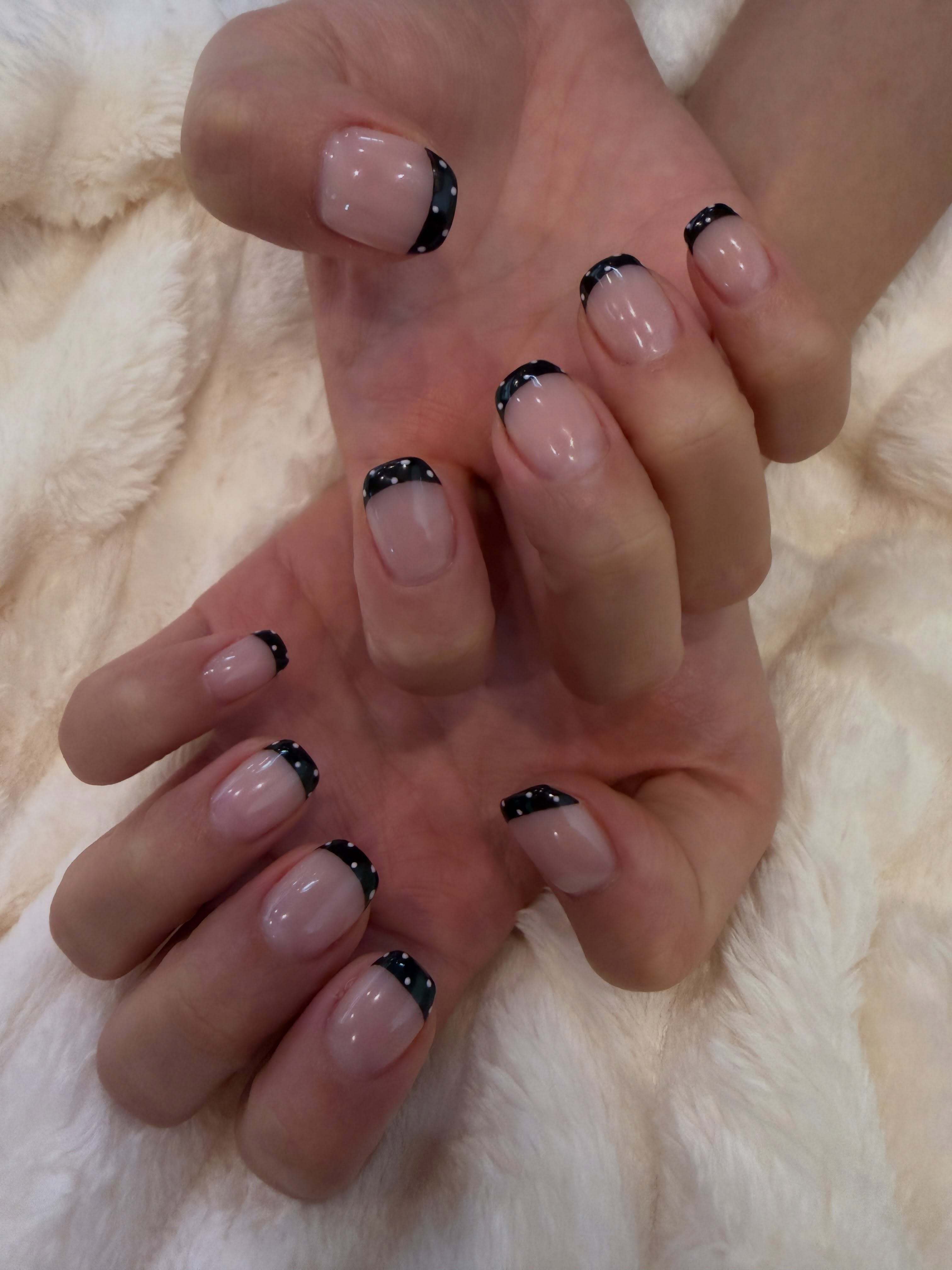 kimjisoo[超话]  美甲师nailsbymei分享了智秀Tommy Hi