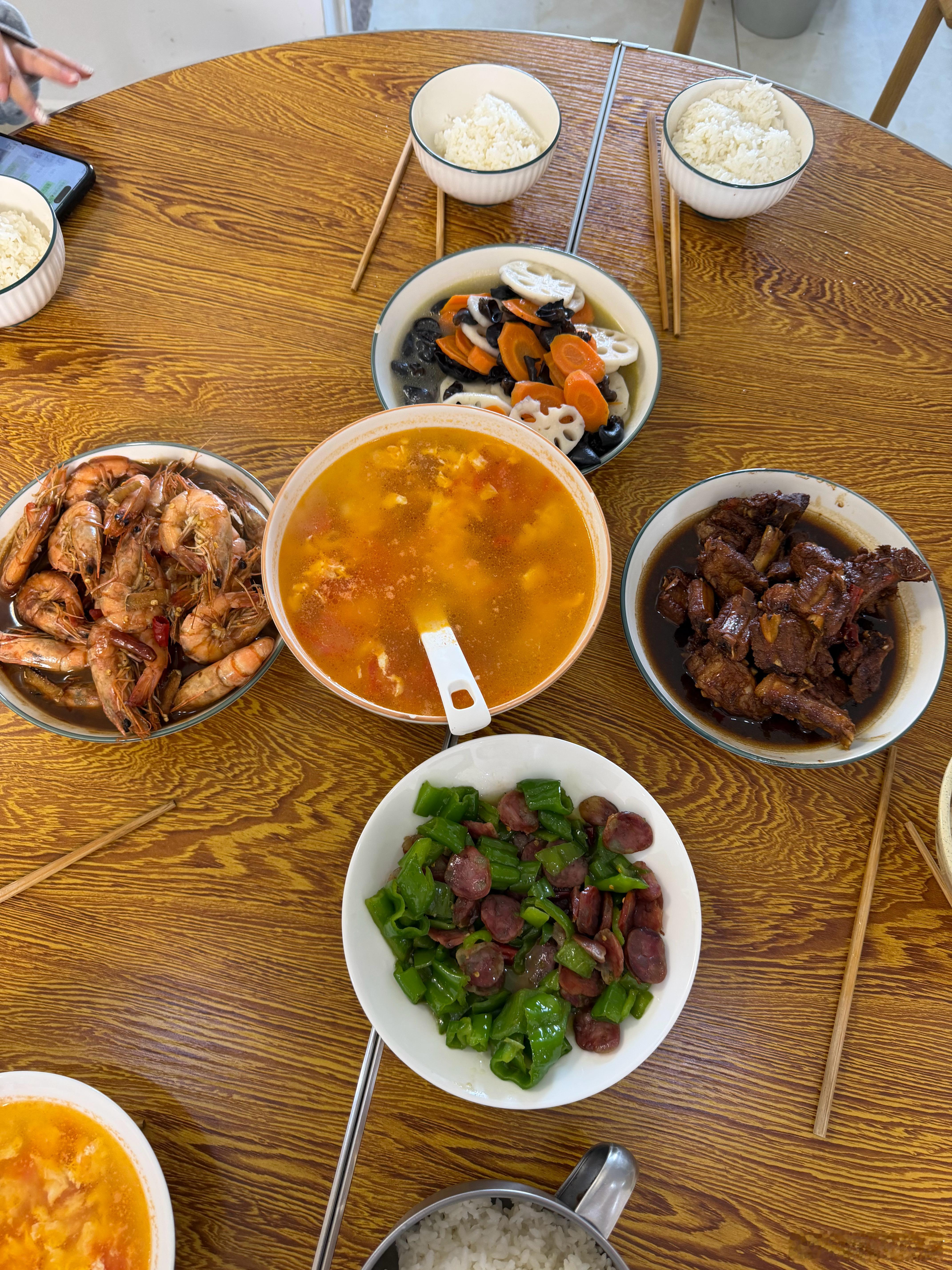 开饭开饭 